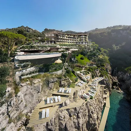Hotel Romeo 5*